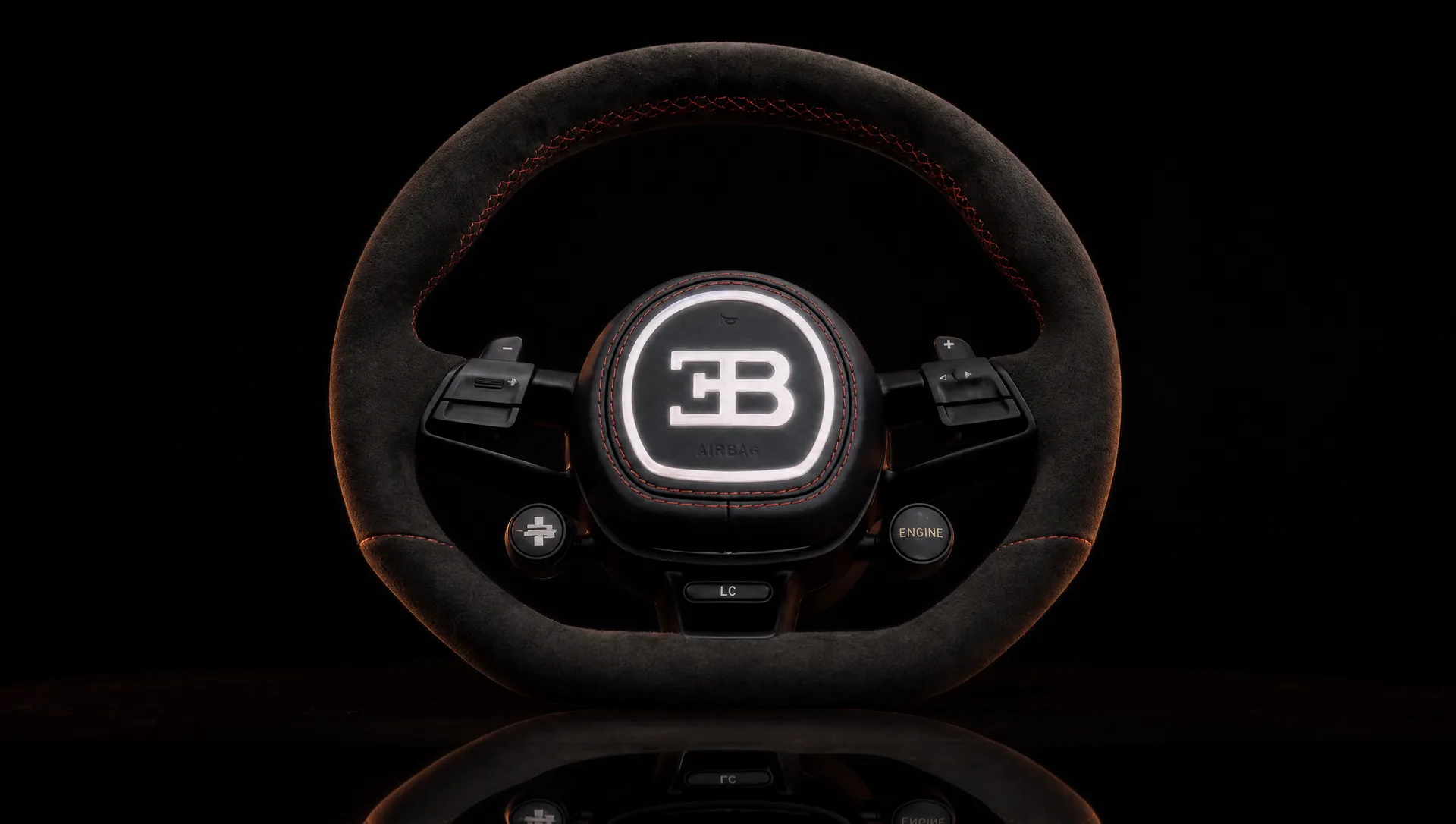 The fit — Set into the car, HM Atelier